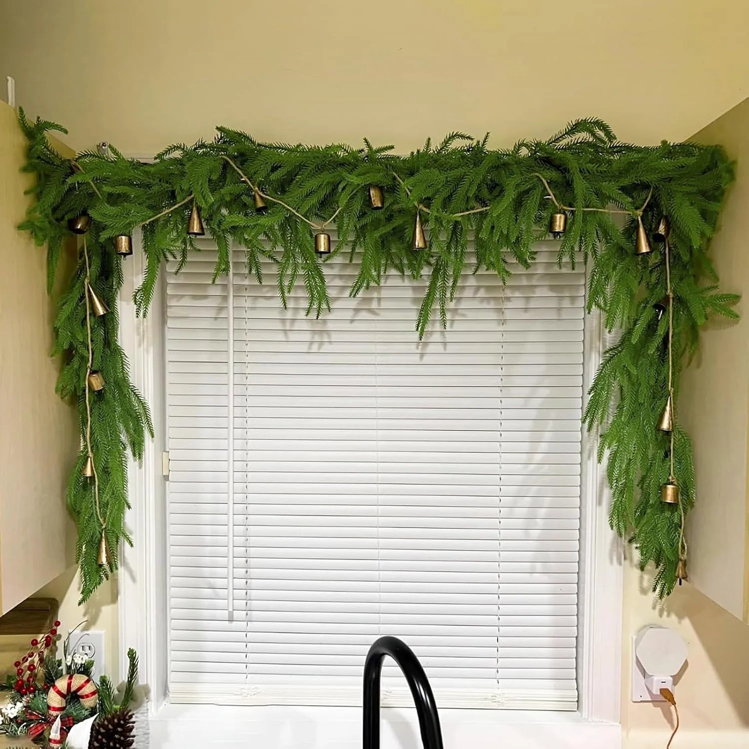 Pre-Lit Norfolk Pine Garland Set – 5 FT Garland + Warm White LED Lights 4